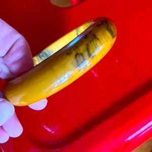 VINTAGE Bakelite Bangle Bracelet